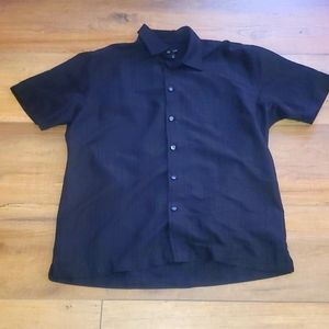 Van Heusen Men's button down shirt